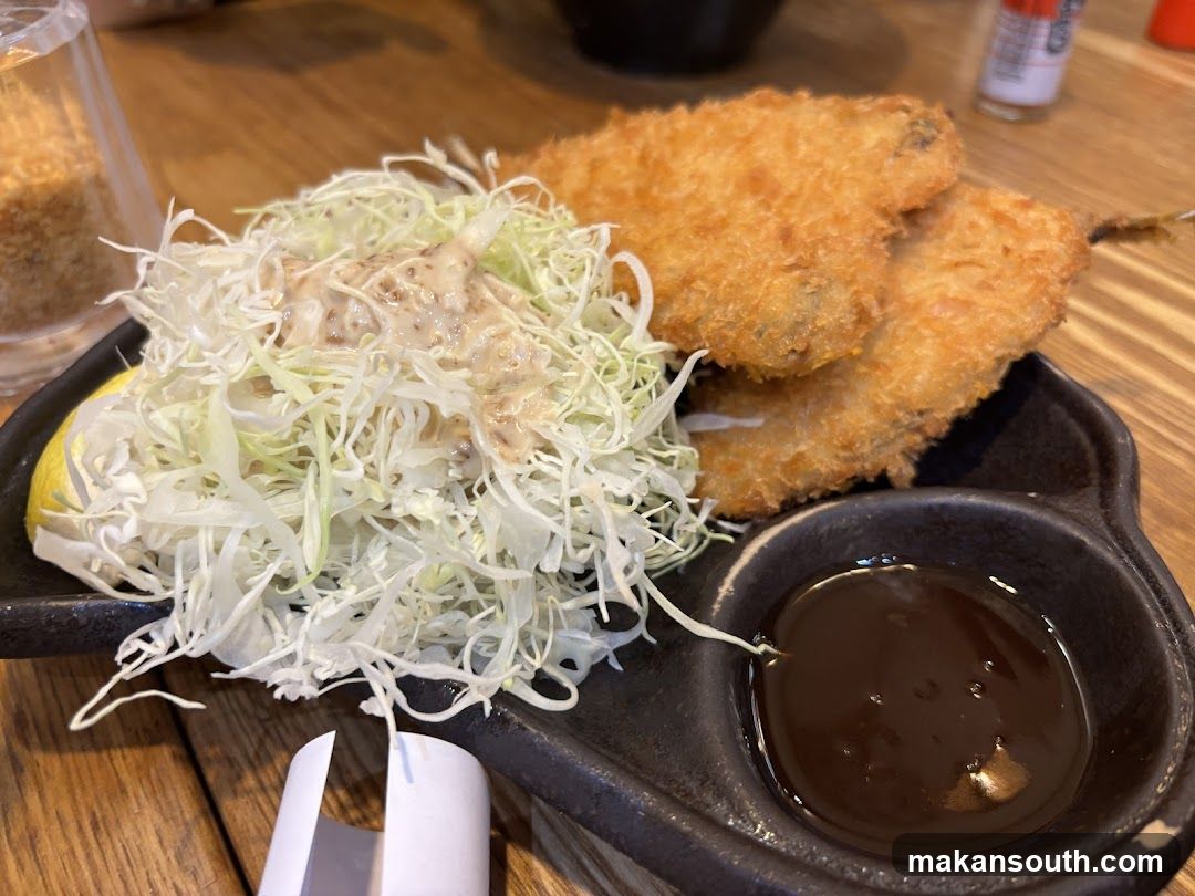 Fried Cutlet with Coleslaw and Sauce