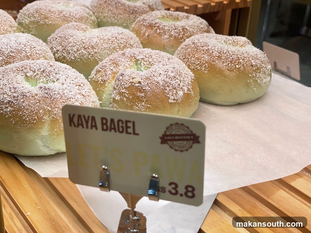 Kaya Bagel Display