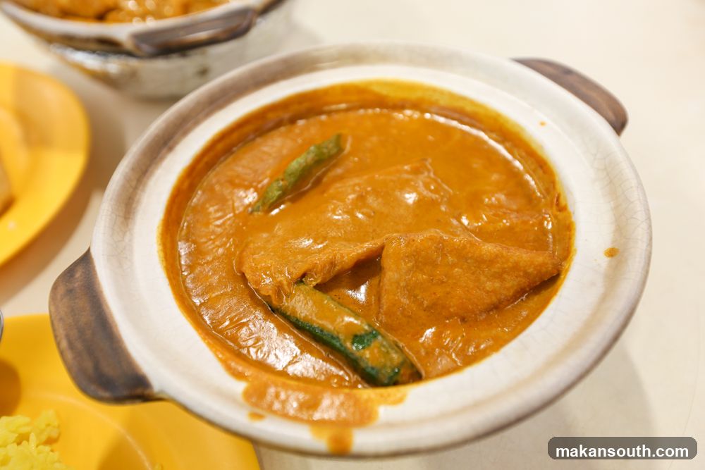 Curry Dish in Clay Pot