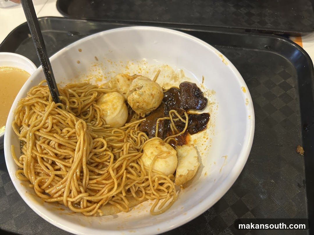 Noodle Bowl with Meatballs and Sauce