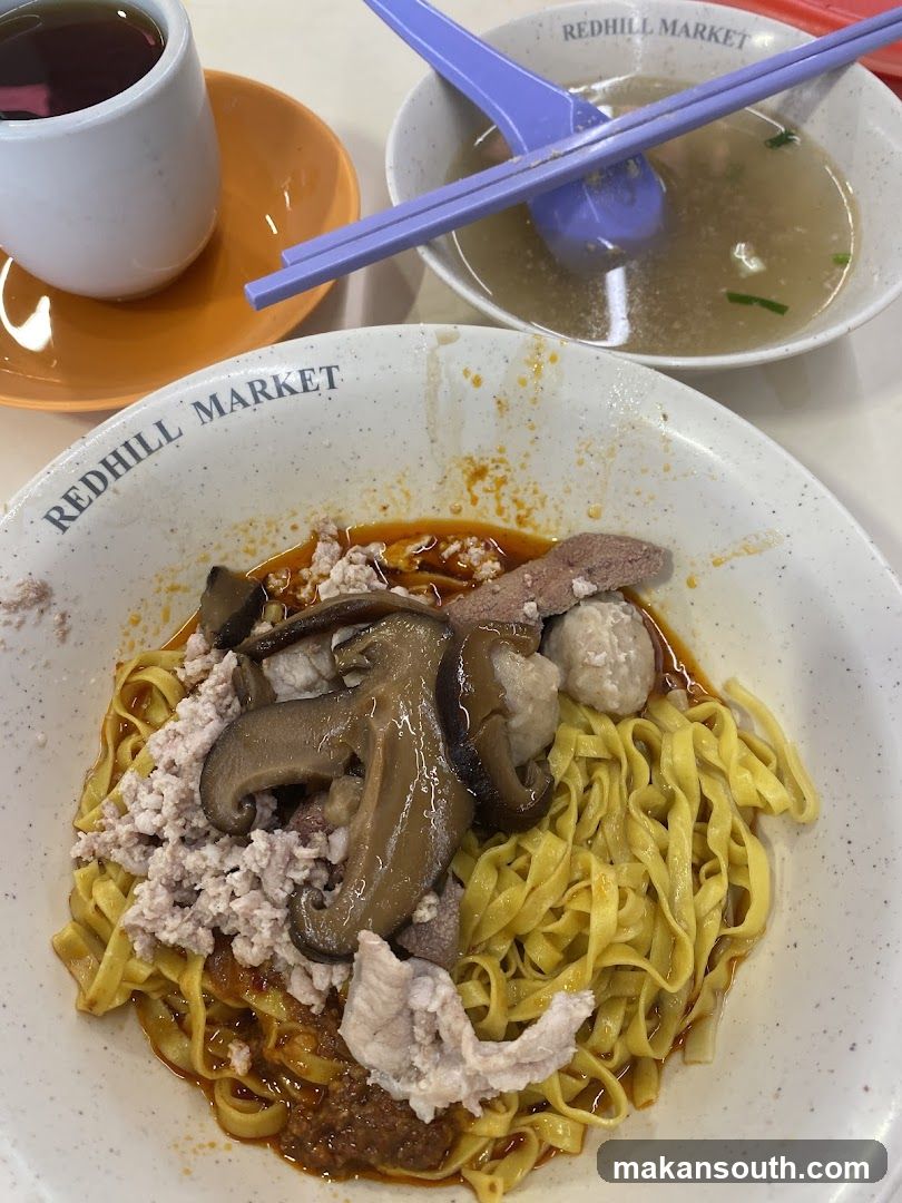 Noodle Bowl with Mushrooms and Minced Meat