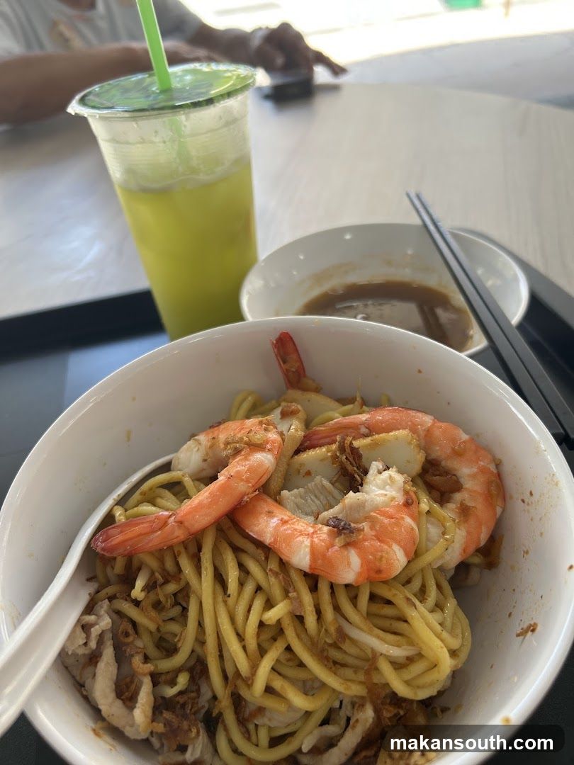 Shrimp Noodles with Drink