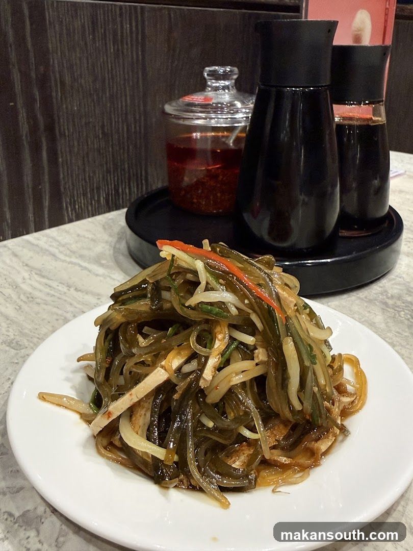 Seaweed Salad with Tofu