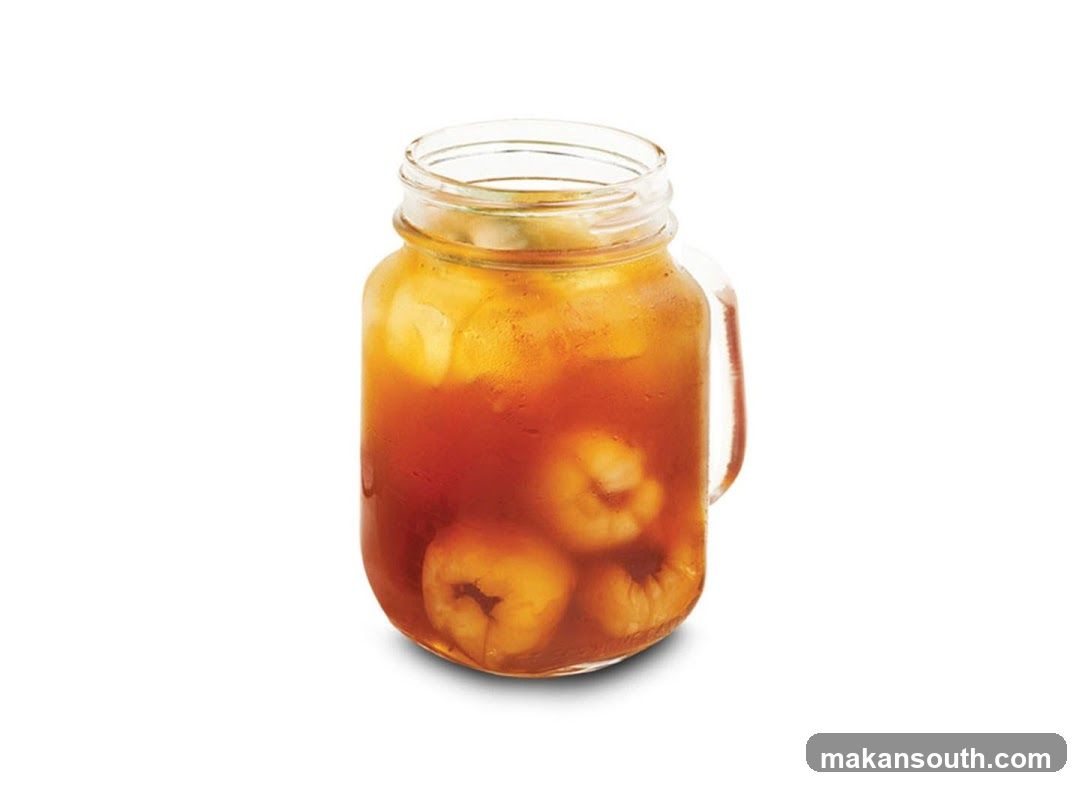 Iced Lychee Tea in Mason Jar