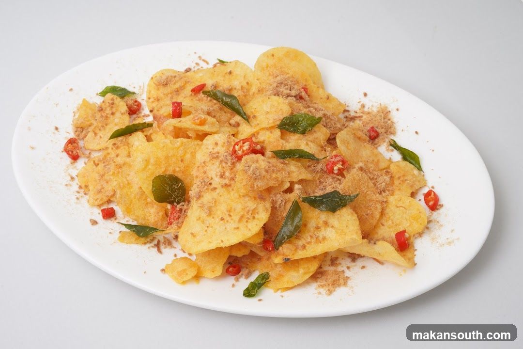 Spicy Potato Chips with Seasoning