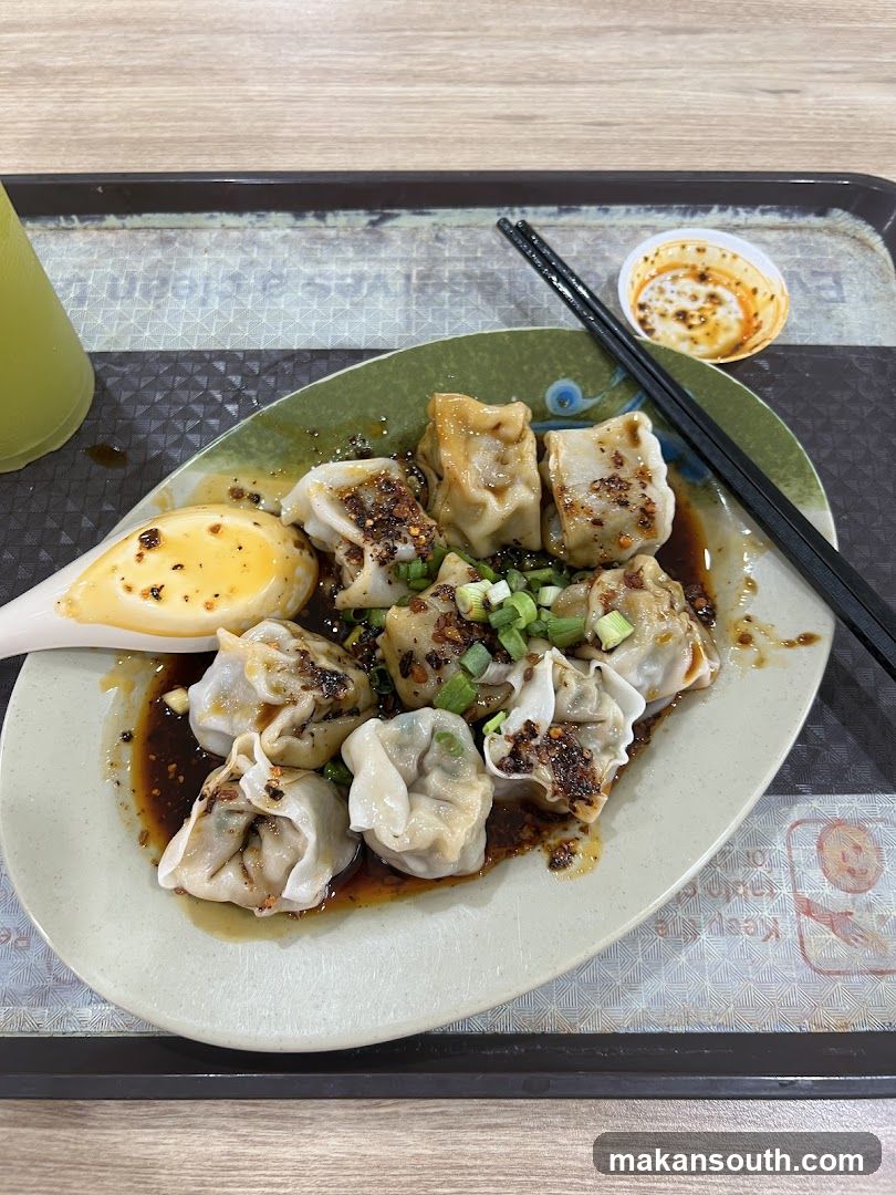 Dumplings with Sauce and Egg