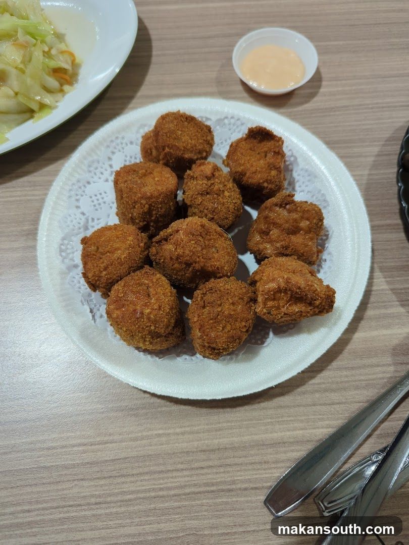 Fried Chicken Pieces with Sauce