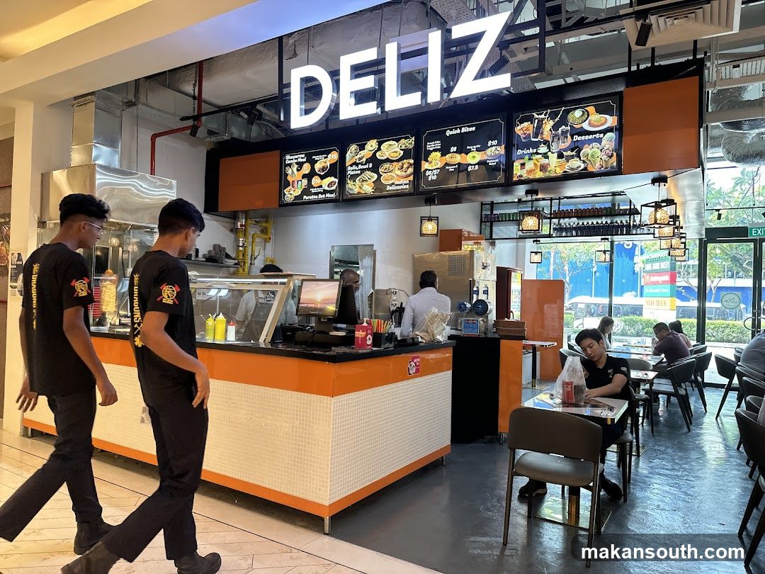 Deliz Street