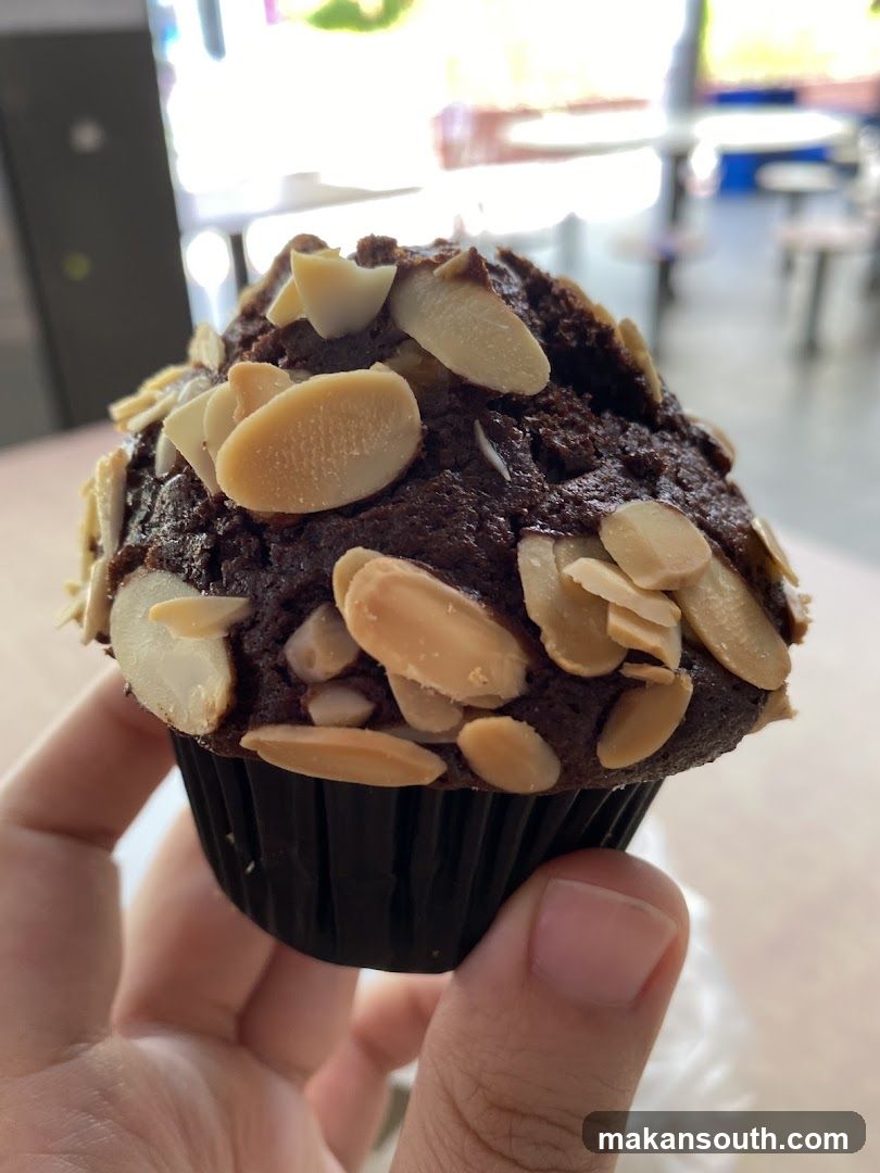 Almond Muffin