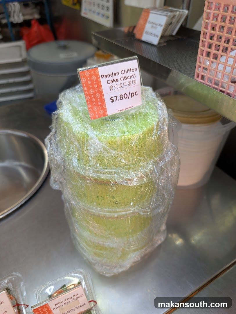 Pandan Chiffon Cake