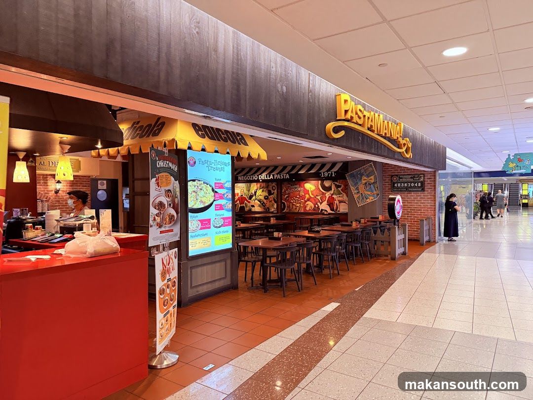PastaMania Food Court Interior