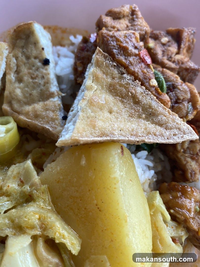 Curry Rice with Tofu and Potato