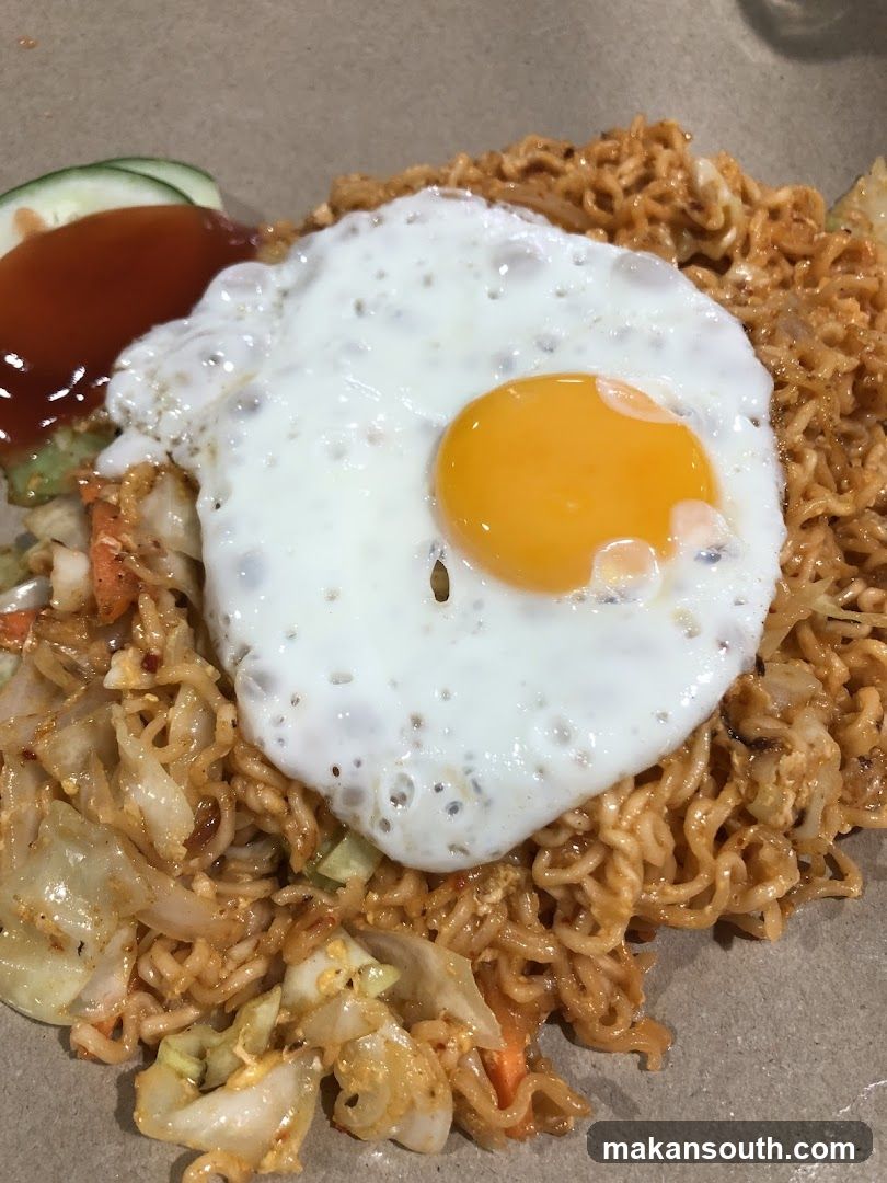 Fried Noodles with Egg