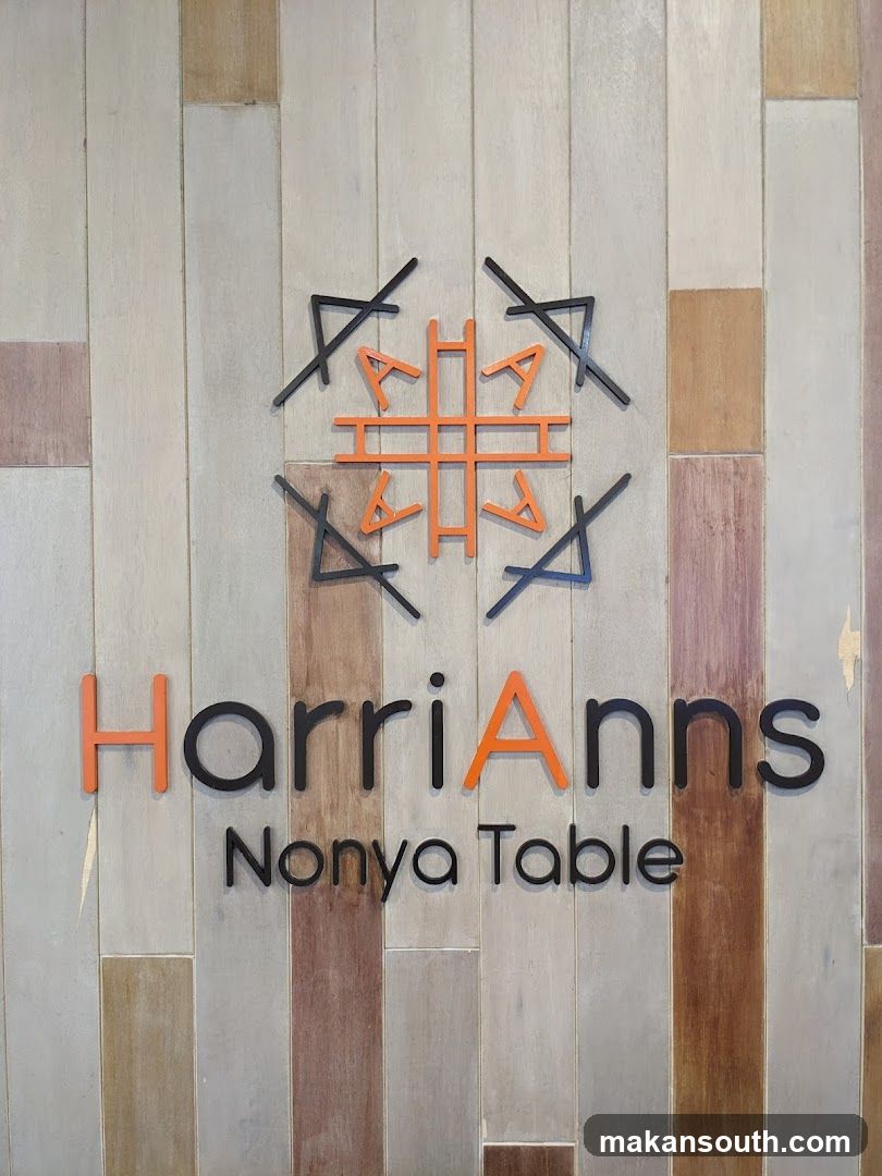 HarriAnns Nonya Table