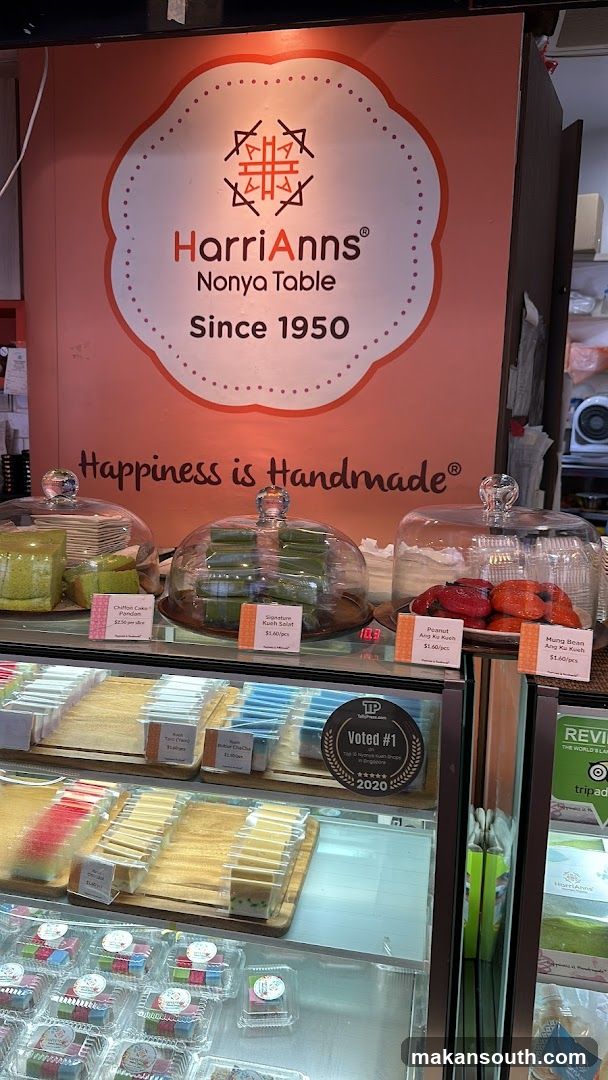 HarriAnns Nonya Table Display