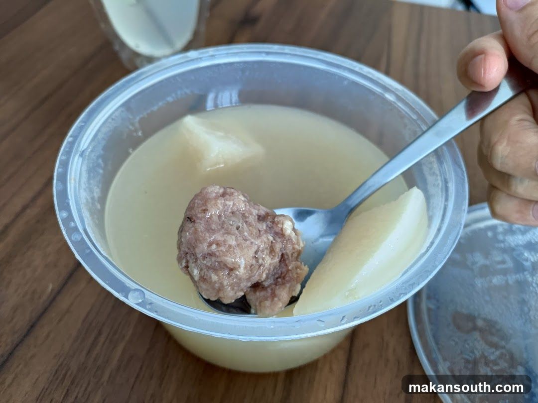 Hei Lun Shi Tang 黑轮食堂
