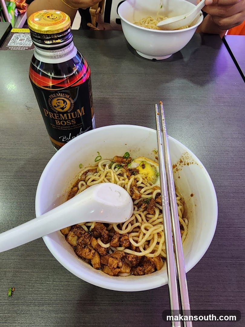 Hei Lun Shi Tang 黑轮食堂