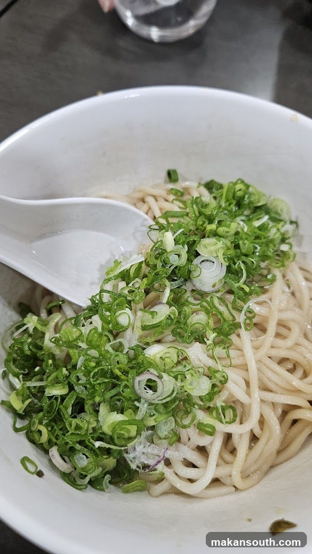 Hei Lun Shi Tang 黑轮食堂