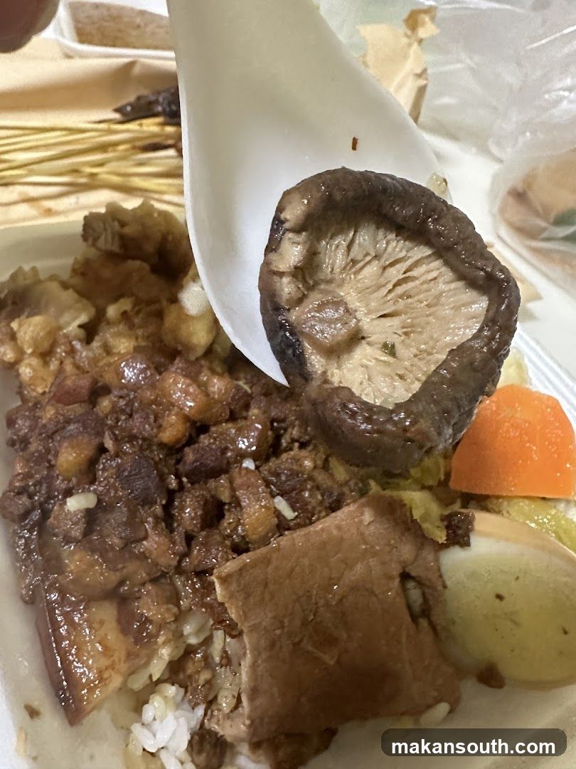 Hei Lun Shi Tang 黑轮食堂