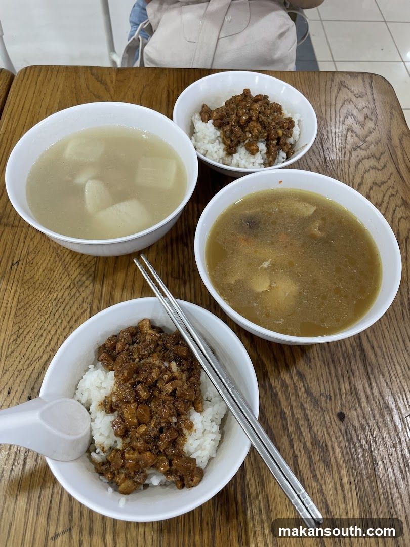 Hei Lun Shi Tang 黑轮食堂