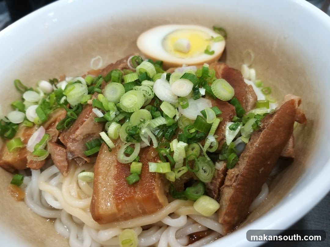 Hei Lun Shi Tang 黑轮食堂