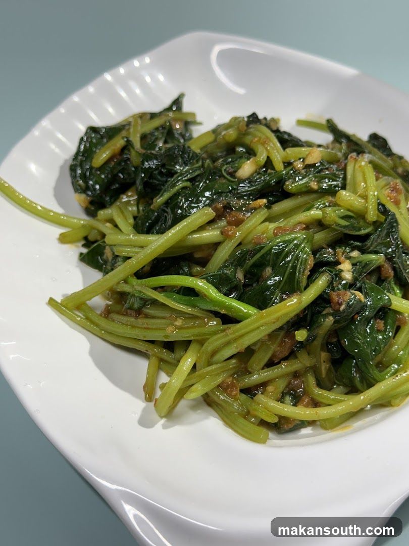 Stir-fried Water Spinach with Minced Meat