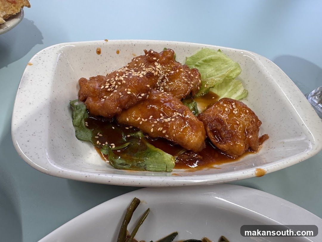 Sauced Chicken with Sesame Seeds