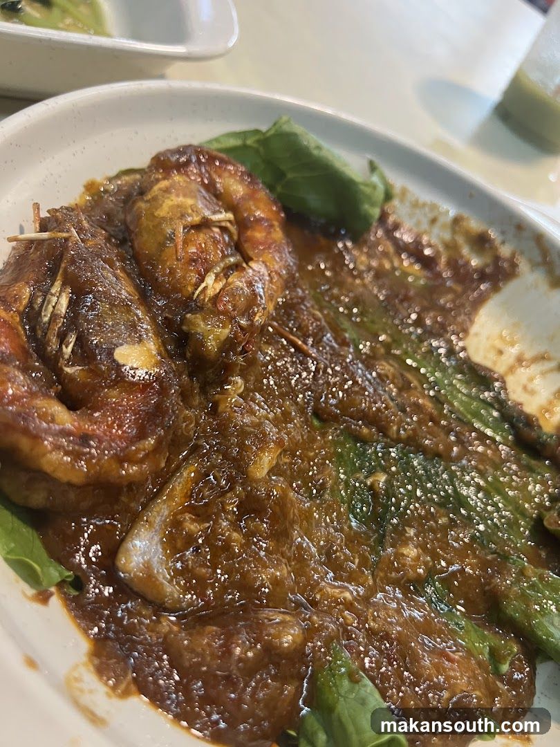 Curry Dishes with Shrimp and Vegetables