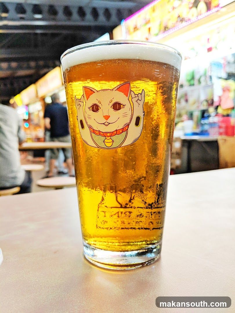 Beer with Maneki-neko Glass