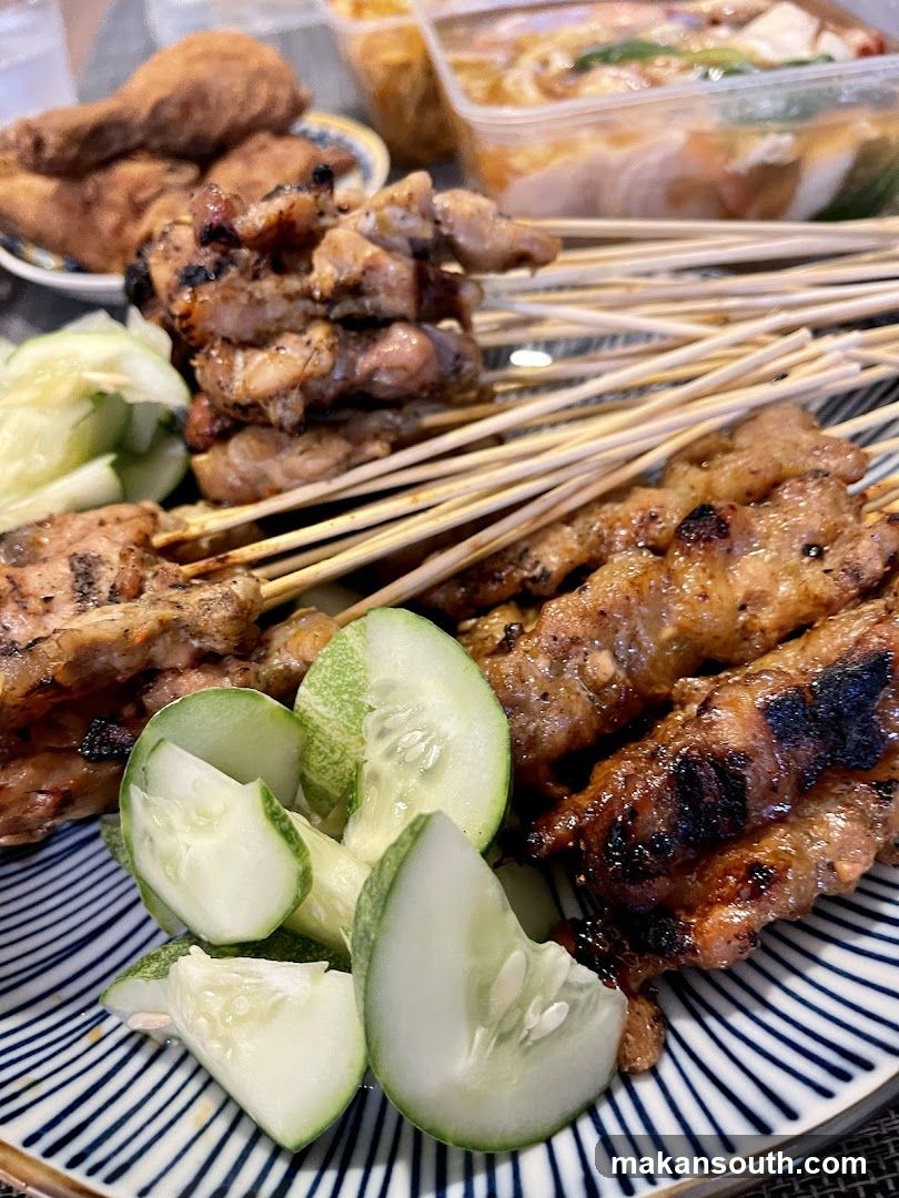 Grilled Skewers with Cucumber Slices