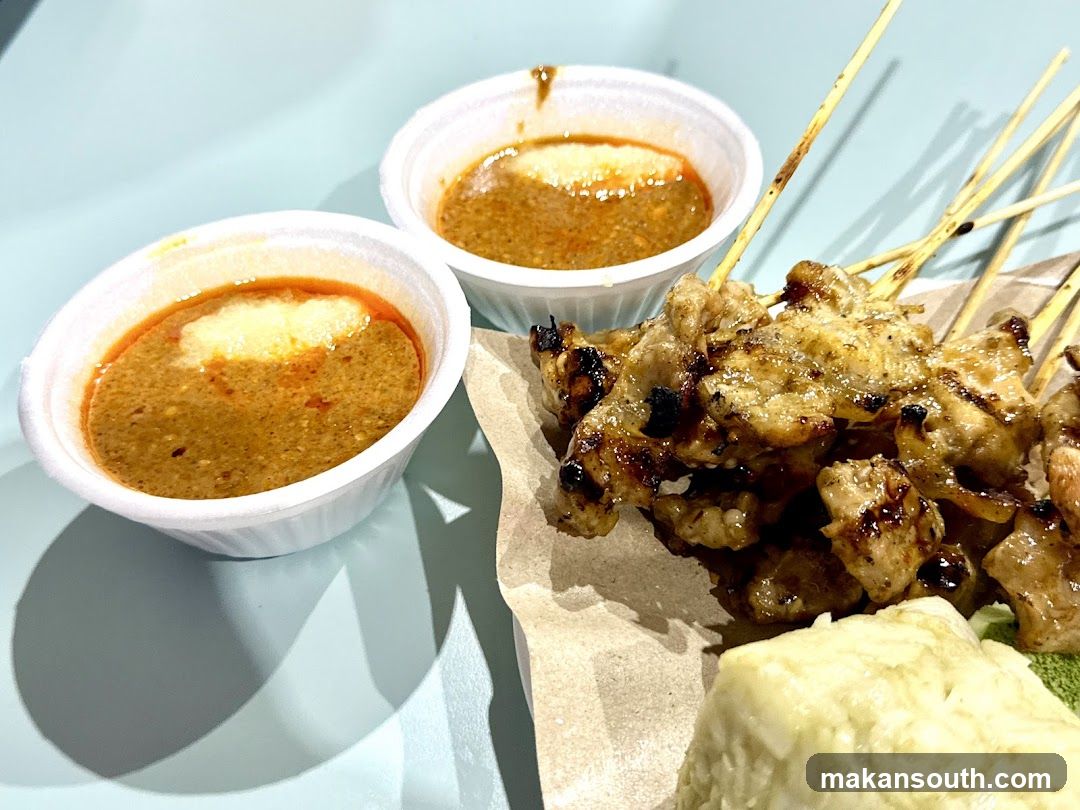 Sate with Sauce and Rice