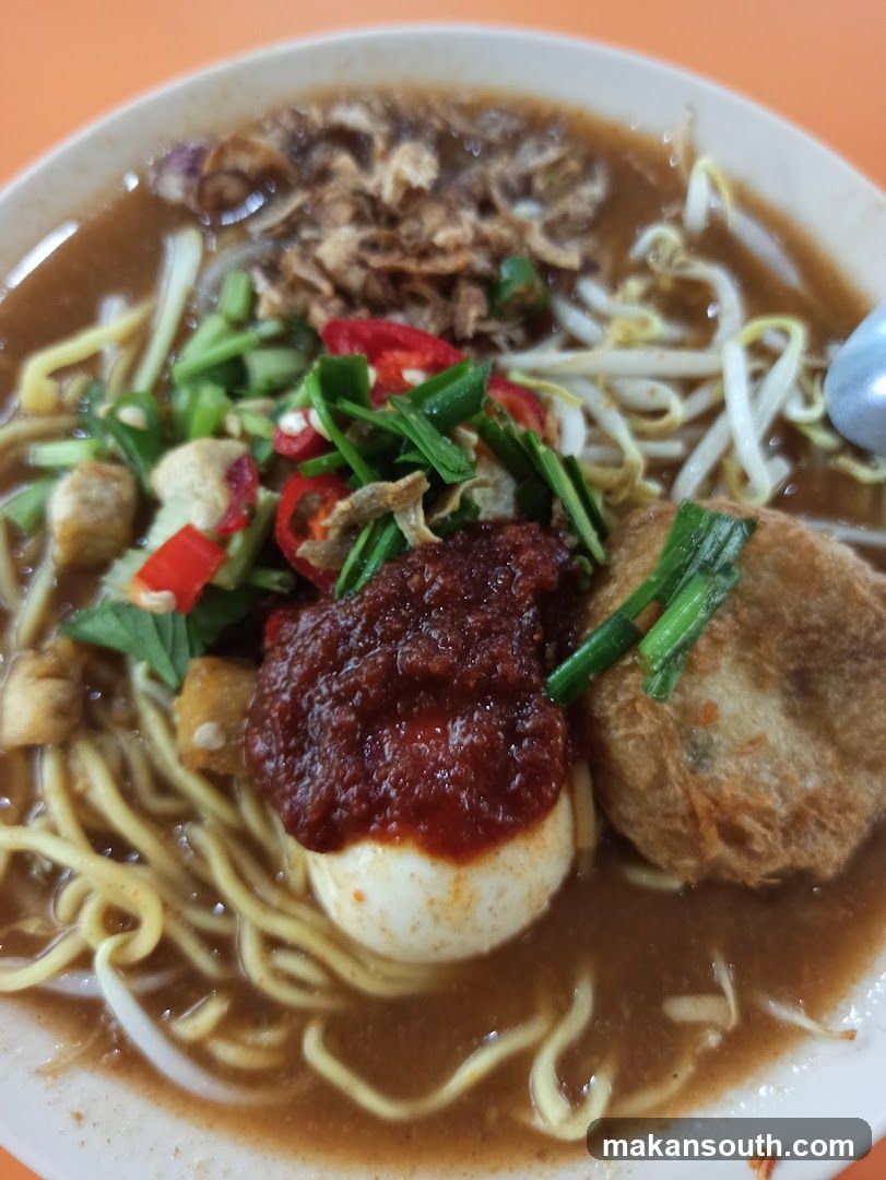 Noodle Bowl with Sausage and Chili Paste