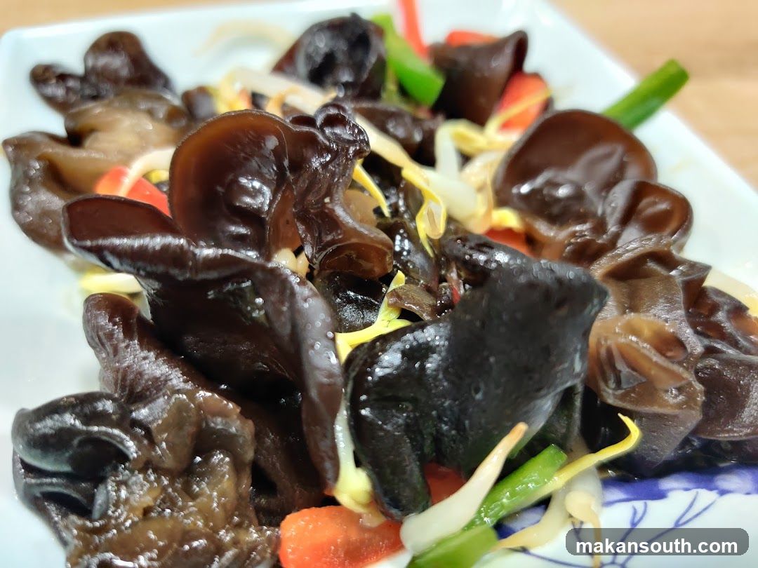 Tongue Tip Lanzhou Beef Noodles 舌尖尖