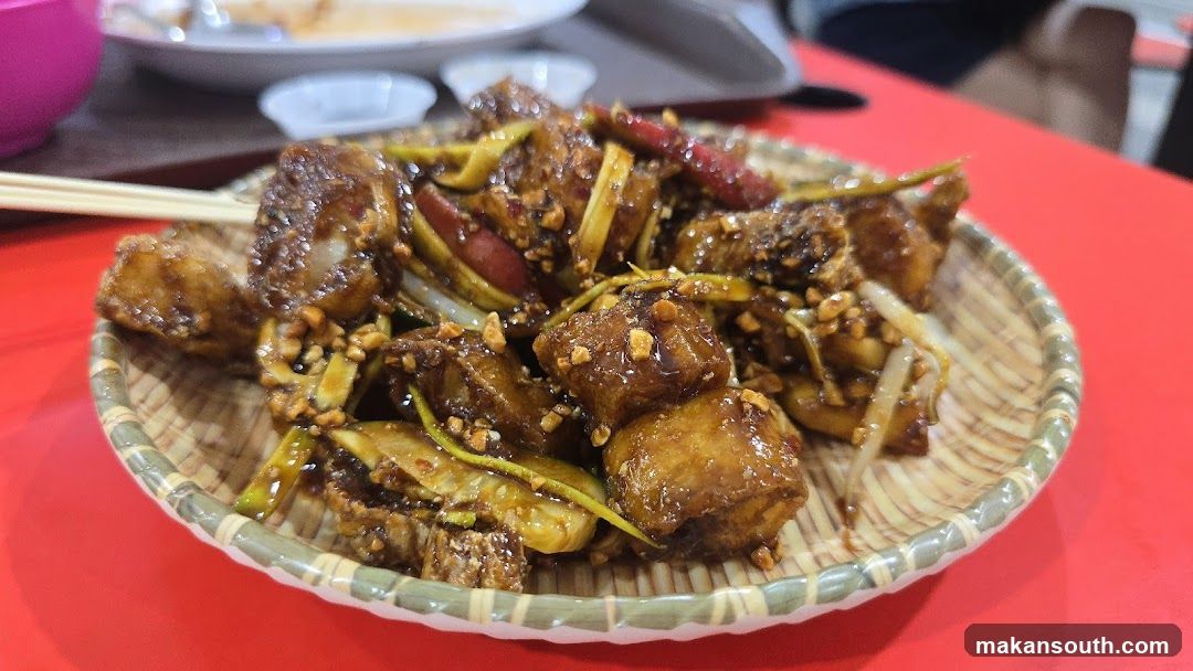 Spicy Stir-Fried Meat with Vegetables