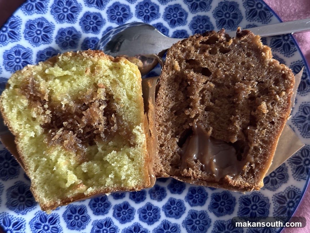 Split Cake with Filling