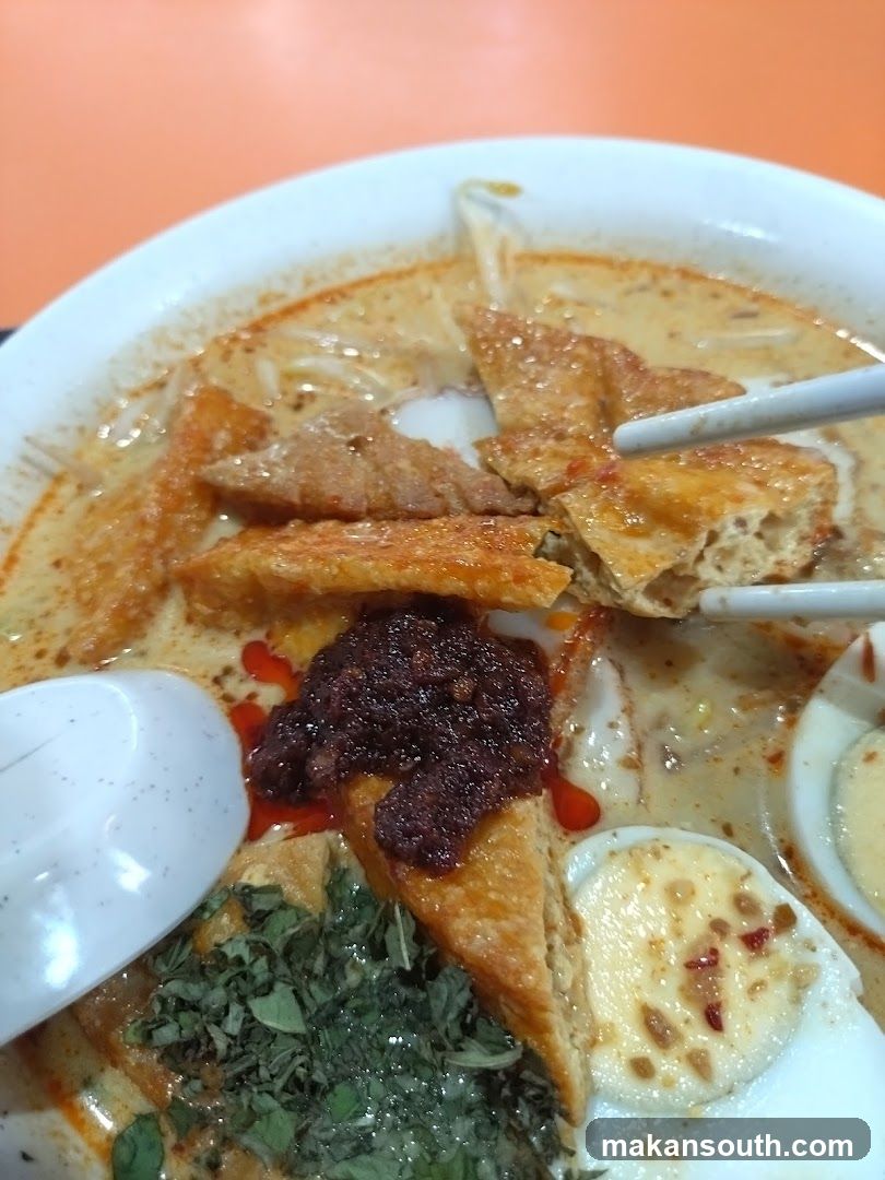 Lemongrass Chicken Rice Soup with Tofu and Egg