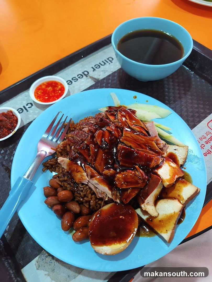 Jie Ji Boneless Braised Duck 捷记起骨鸭饭·面