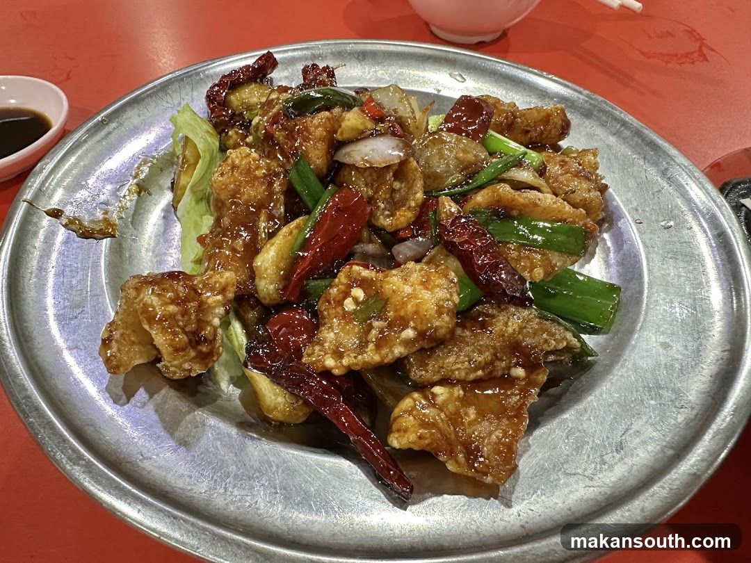 Sichuan-style Stir-fried Meat with Dried Chilies and Green Onions