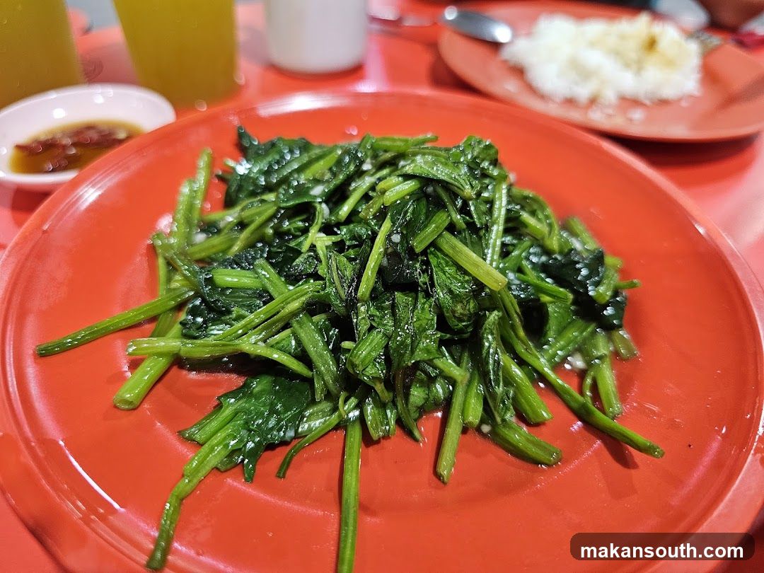 Stir-fried Greens with Rice and Soy Sauce