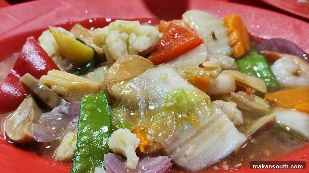 Stir-fried Mixed Vegetables and Seafood