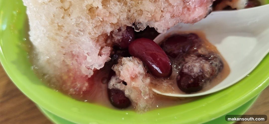Red Bean and Coconut Dessert Bowl