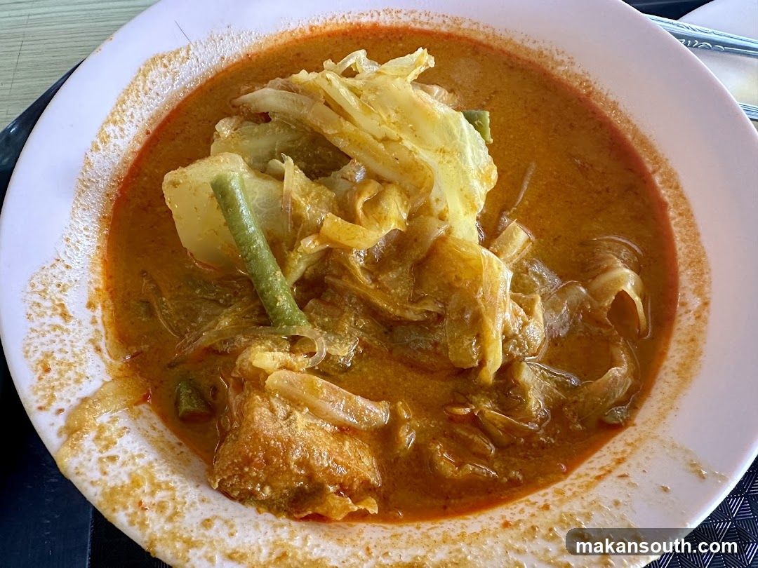 Curry Dish with Vegetables and Protein