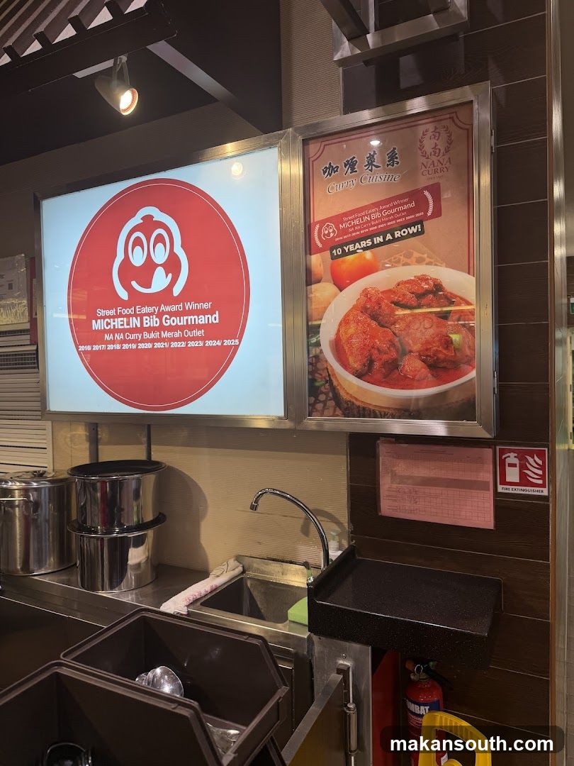 Nana Curry Bib Gourmet
