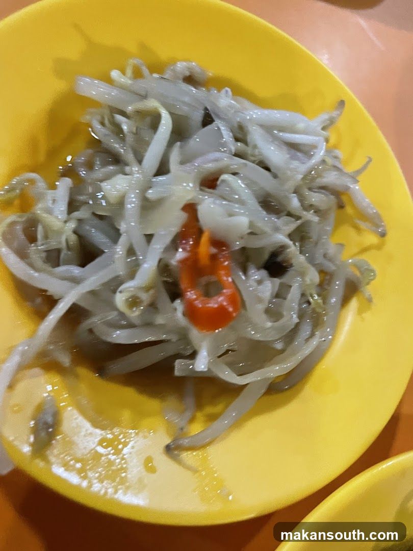 Dish of bean sprouts with chili
