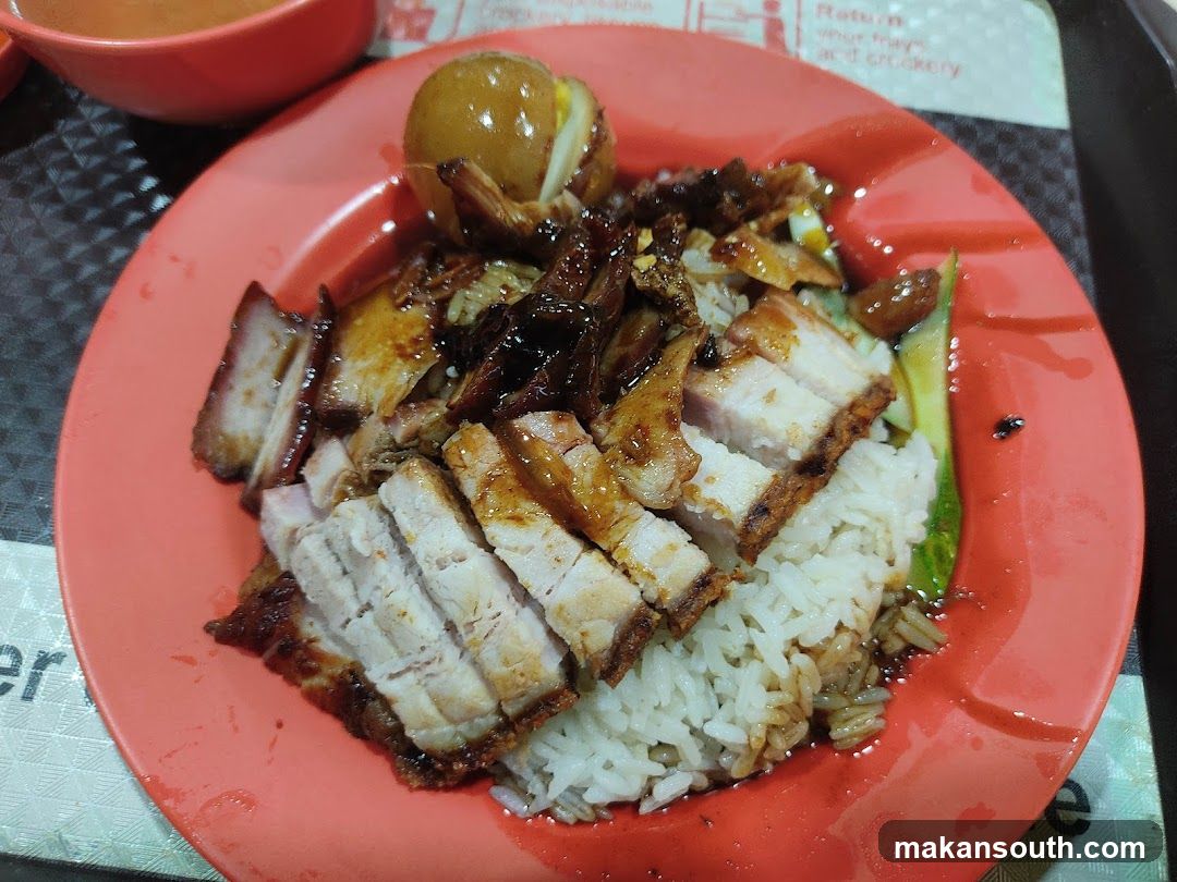 Rice Dish with Meat and Pickled Egg