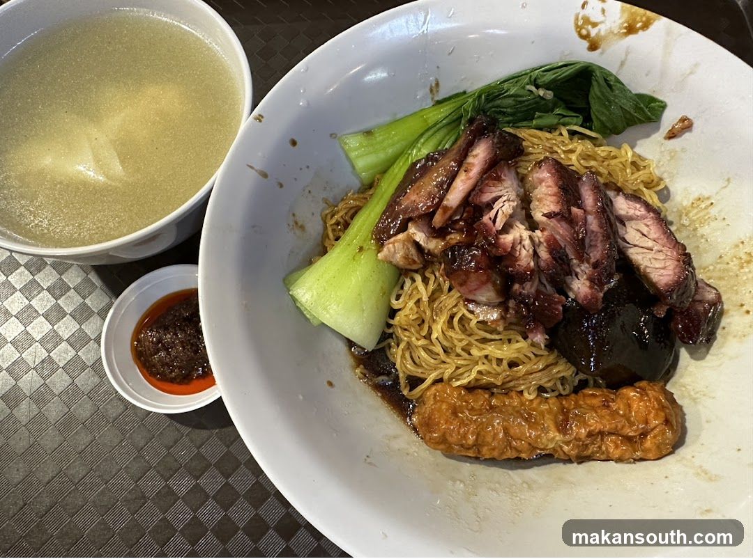 Noodle Dish with Roast Meat and Soup