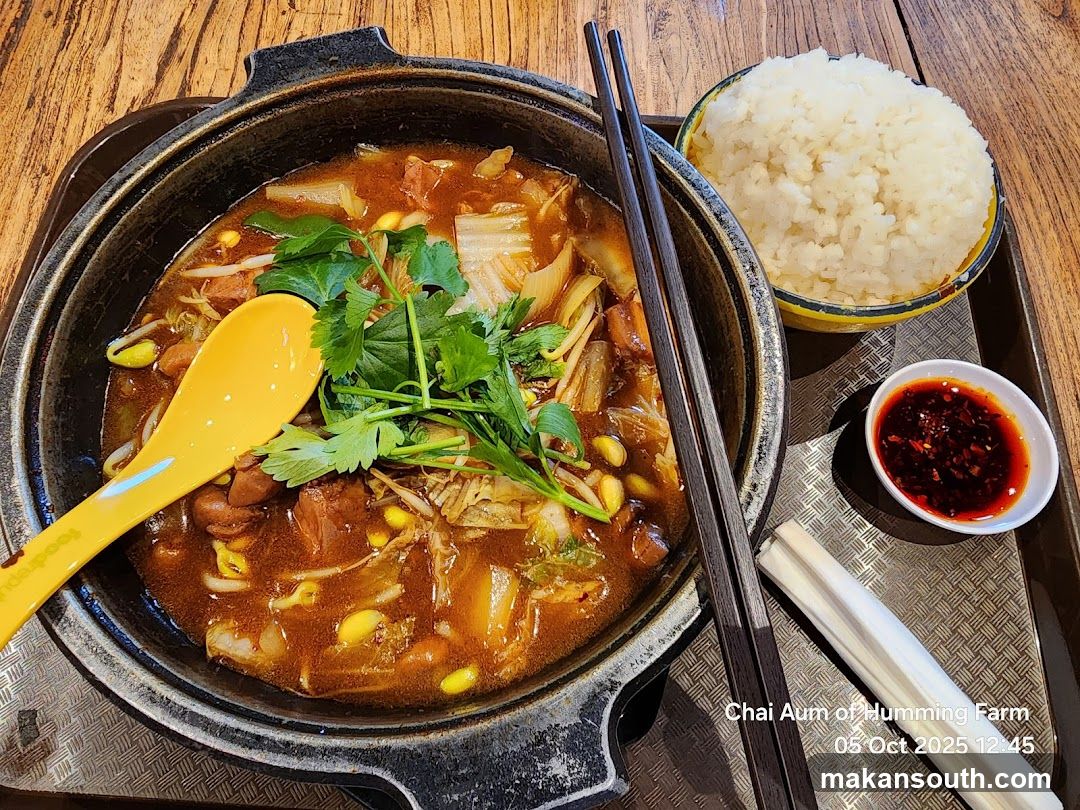 Stew with Rice and Chili Sauce