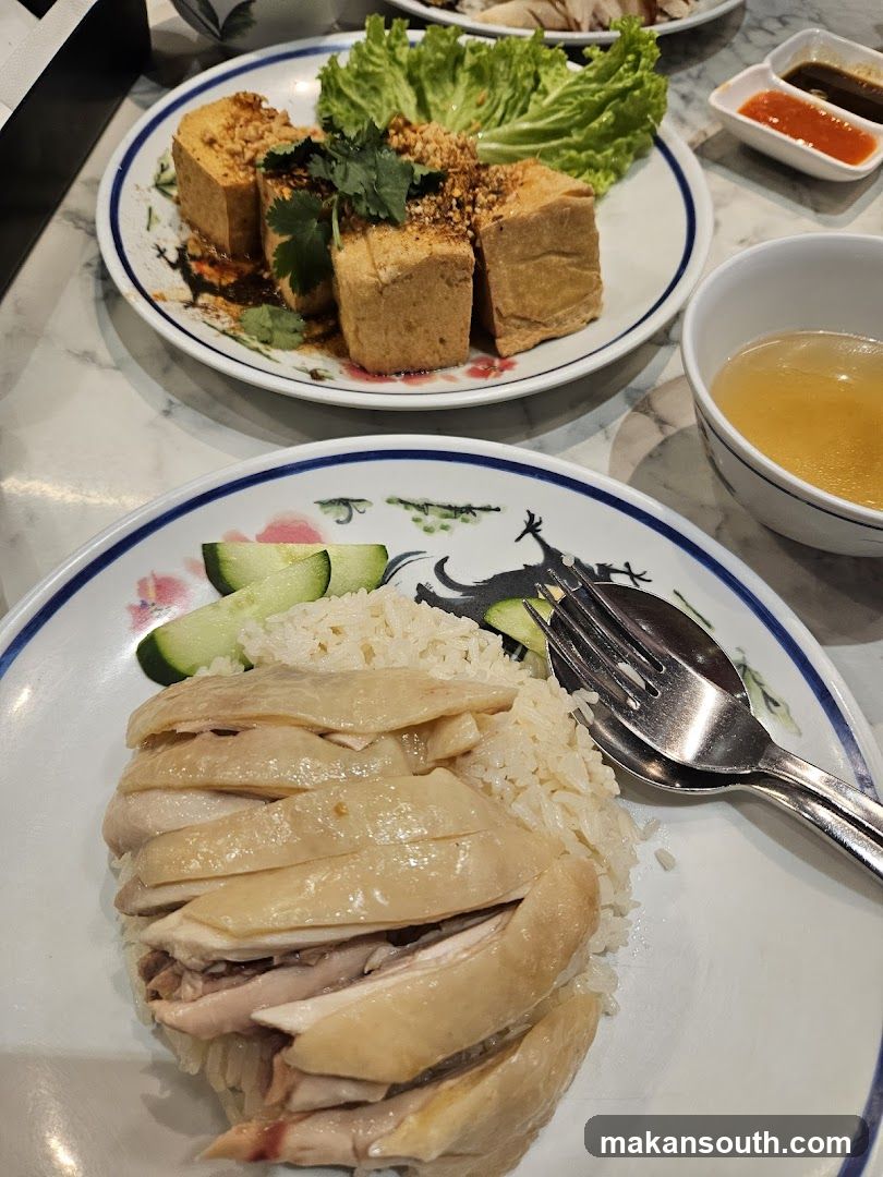 Go-Ang Pratunam Chicken Rice