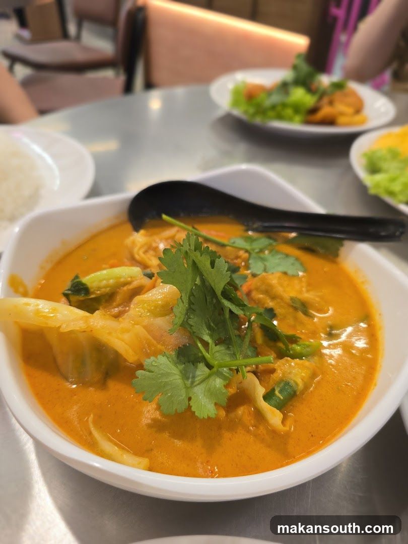 Go-Ang Pratunam Chicken Rice