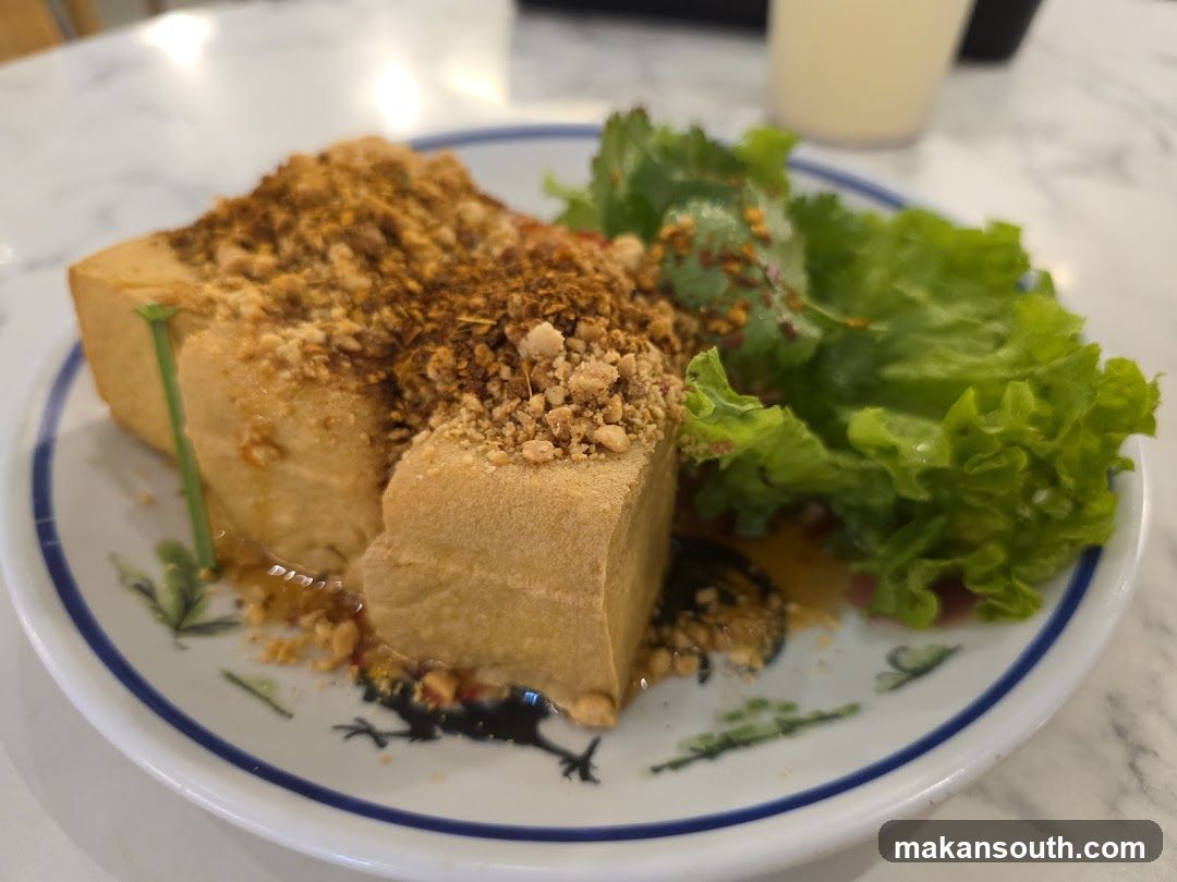 Go-Ang Pratunam Chicken Rice